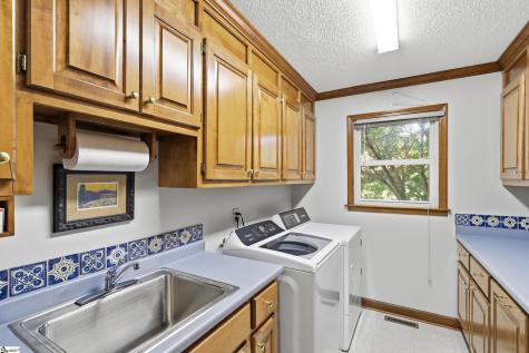 621 Jenkins Bridge Road Simpsonville SC 29680