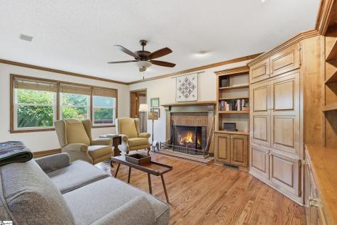 621 Jenkins Bridge Road Simpsonville SC 29680