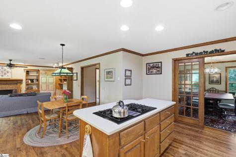 621 Jenkins Bridge Road Simpsonville SC 29680