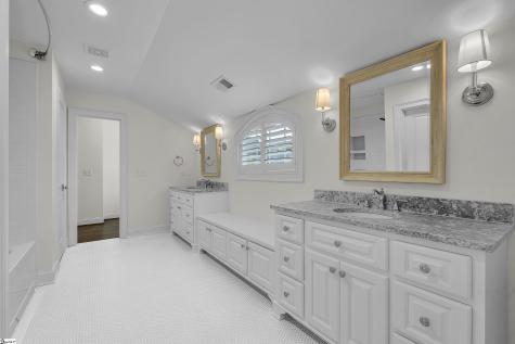 143 Augusta Court Greenville SC 29605