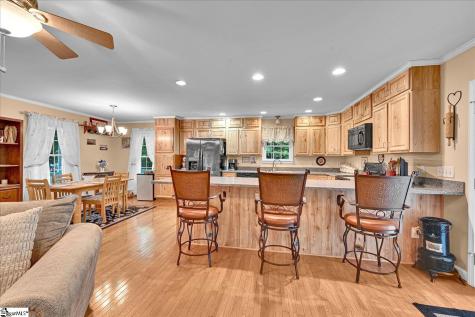 833 Duncan Creek Church Road Laurens SC 29360