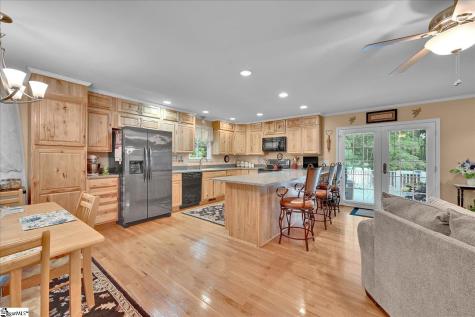 833 Duncan Creek Church Road Laurens SC 29360