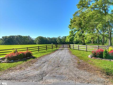 833 Duncan Creek Church Road Laurens SC 29360