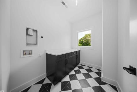 7 Beck Avenue Greenville SC 29605
