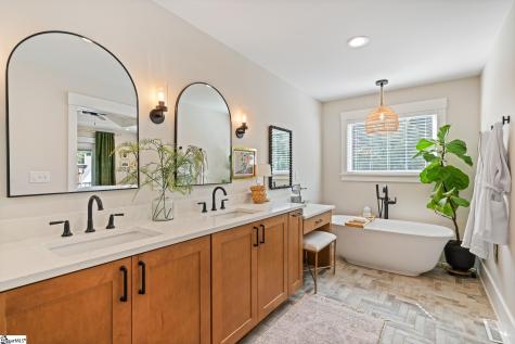 24 Brookdale Avenue Greenville SC 29607