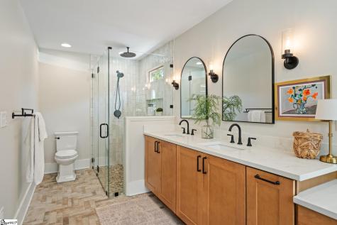 24 Brookdale Avenue Greenville SC 29607