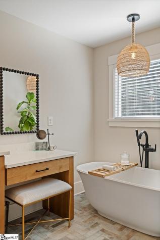 24 Brookdale Avenue Greenville SC 29607