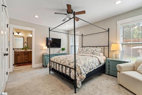 24 Brookdale Avenue Greenville SC 29607