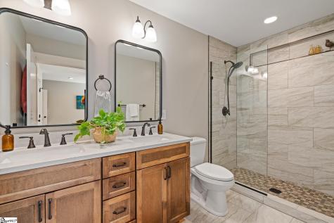 24 Brookdale Avenue Greenville SC 29607