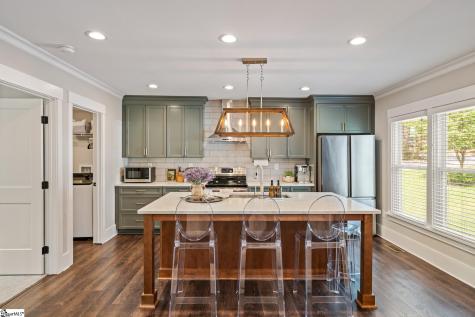 24 Brookdale Avenue Greenville SC 29607