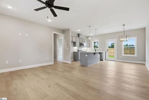 102 9th Street Greenville SC 29611