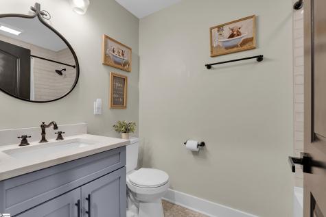 708 Evelyn Drive Seneca SC 29678