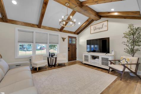 708 Evelyn Drive Seneca SC 29678