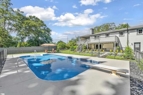 708 Evelyn Drive Seneca SC 29678