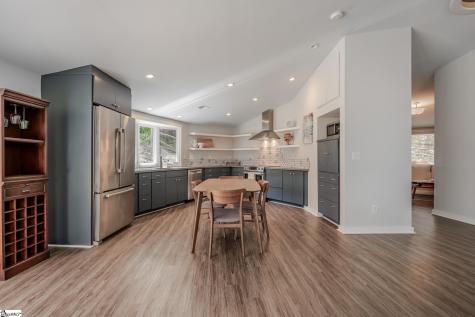 112 Scarlett Street Greenville SC 29607