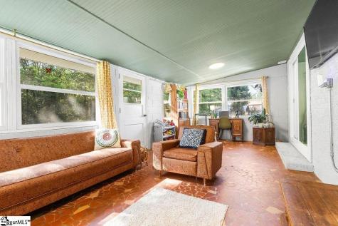 2B Tasha Drive Pelzer SC 29669
