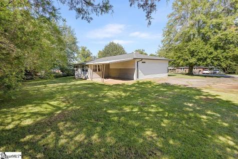 2B Tasha Drive Pelzer SC 29669