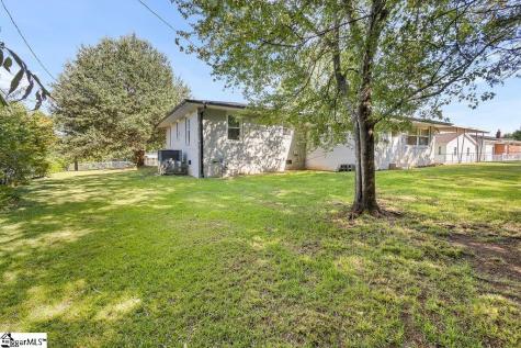 2B Tasha Drive Pelzer SC 29669