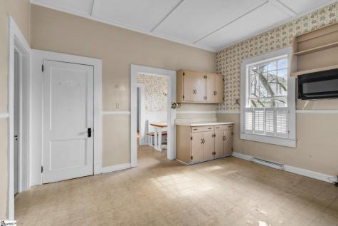 304 Cedar Street Clinton SC 29325