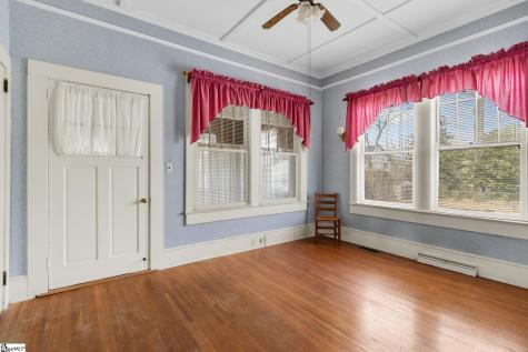 304 Cedar Street Clinton SC 29325