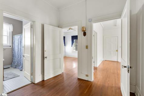 304 Cedar Street Clinton SC 29325