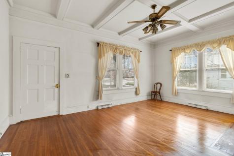 304 Cedar Street Clinton SC 29325