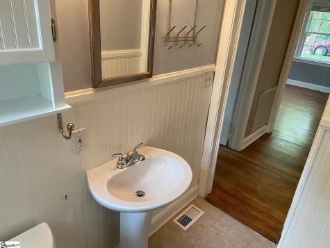 4 Elletson Drive Greenville SC 29607