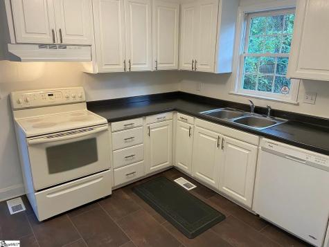4 Elletson Drive Greenville SC 29607