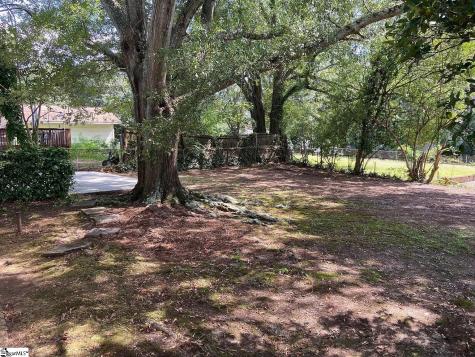 4 Elletson Drive Greenville SC 29607