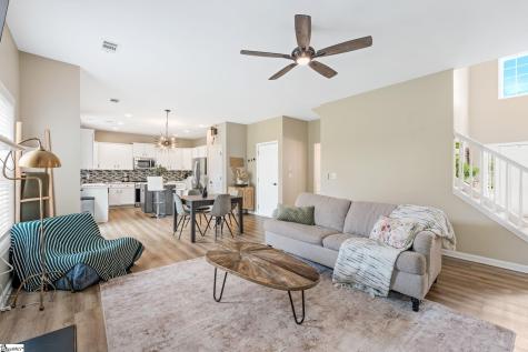 205 Tulip Tree Lane Simpsonville SC 29680