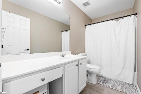205 Tulip Tree Lane Simpsonville SC 29680