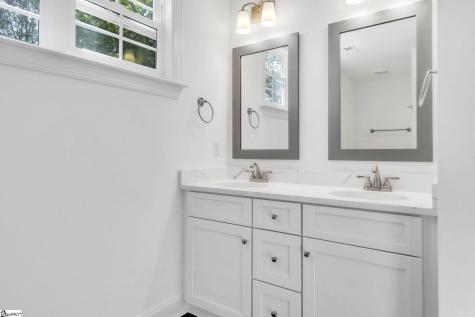 228 Saluda Street Belton SC 29627