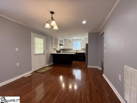 213 Magnolia Street Clinton SC 29325