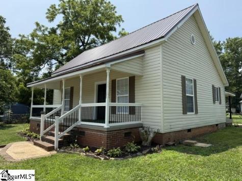 213 Magnolia Street Clinton SC 29325