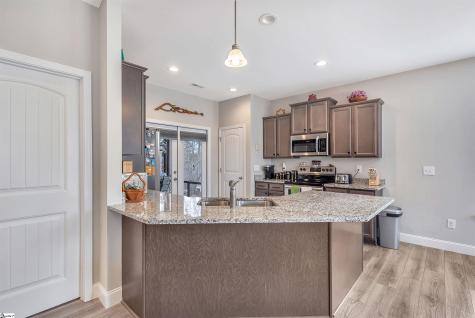 160 Inlet Pointe Drive Anderson SC 29625