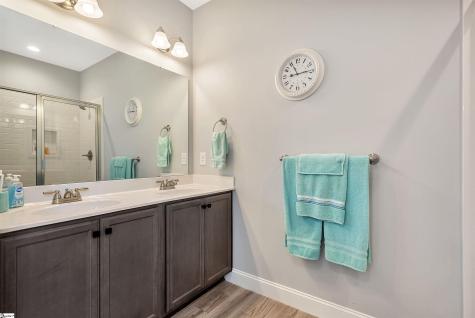 160 Inlet Pointe Drive Anderson SC 29625