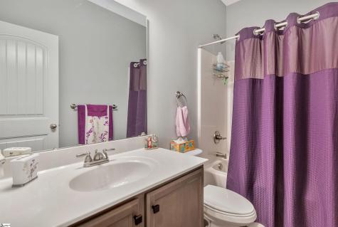 160 Inlet Pointe Drive Anderson SC 29625