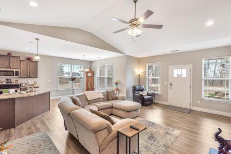 160 Inlet Pointe Drive Anderson SC 29625