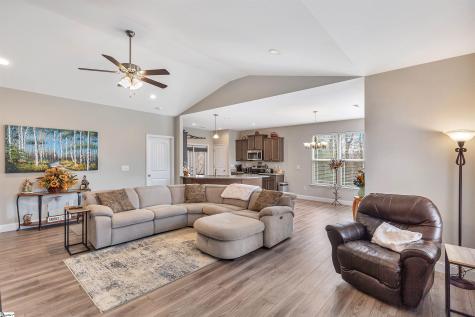 160 Inlet Pointe Drive Anderson SC 29625