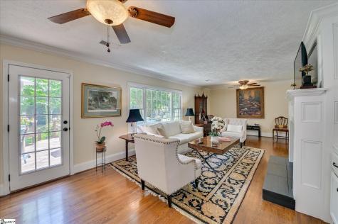 215 SE Barnard Avenue Aiken SC 29801