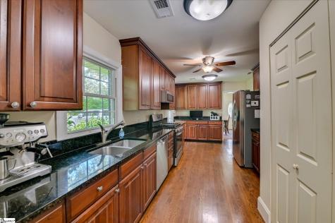 215 SE Barnard Avenue Aiken SC 29801