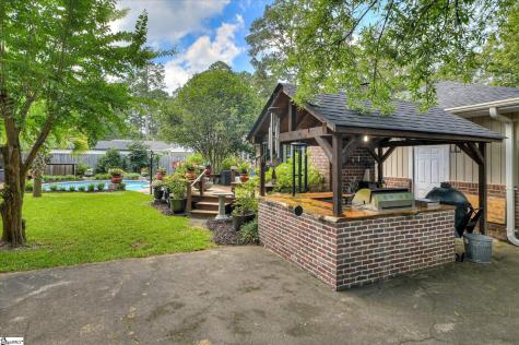 215 SE Barnard Avenue Aiken SC 29801