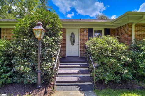 215 SE Barnard Avenue Aiken SC 29801