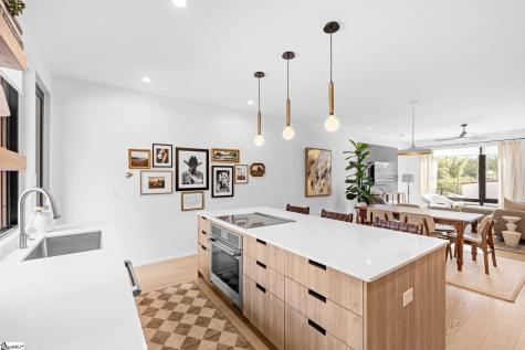 117 E Stone Avenue Greenville SC 29609