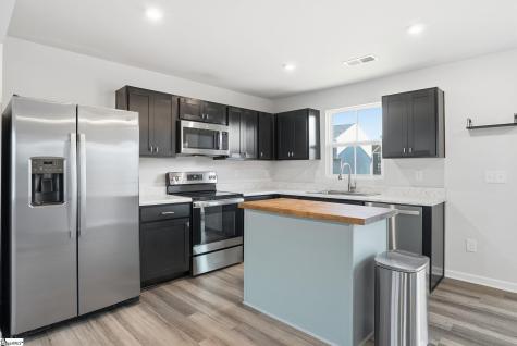 31 High Pine Trail Greenville SC 29617