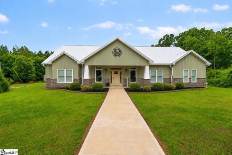 889 Murdock Road Due West SC 29639
