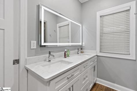 889 Murdock Road Due West SC 29639