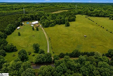 889 Murdock Road Due West SC 29639