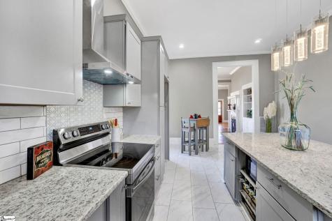 522 S Harper Street Laurens SC 29360