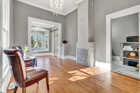 522 S Harper Street Laurens SC 29360